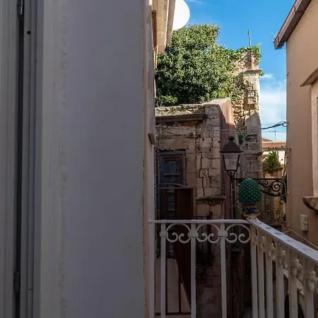 Casa Charm Rosaapartmentsortigia Syracuse