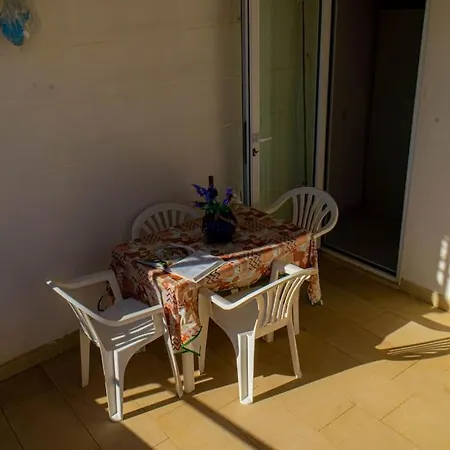 Lejlighed Casa Charm Rosaapartmentsortigia