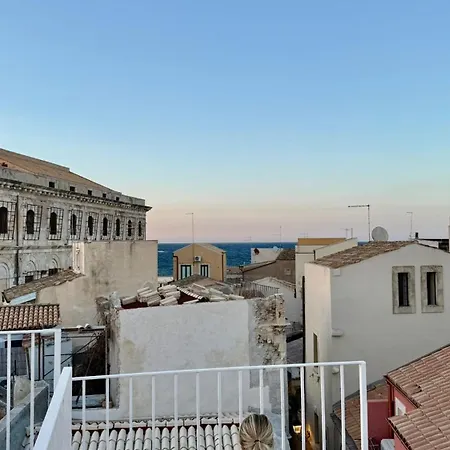 Casa Charm Rosaapartmentsortigia Syracuse